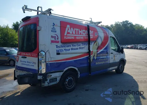 2018 Ford Transit-250 из США, поврежденный, VIN 1FTYR2CM2JKA47524